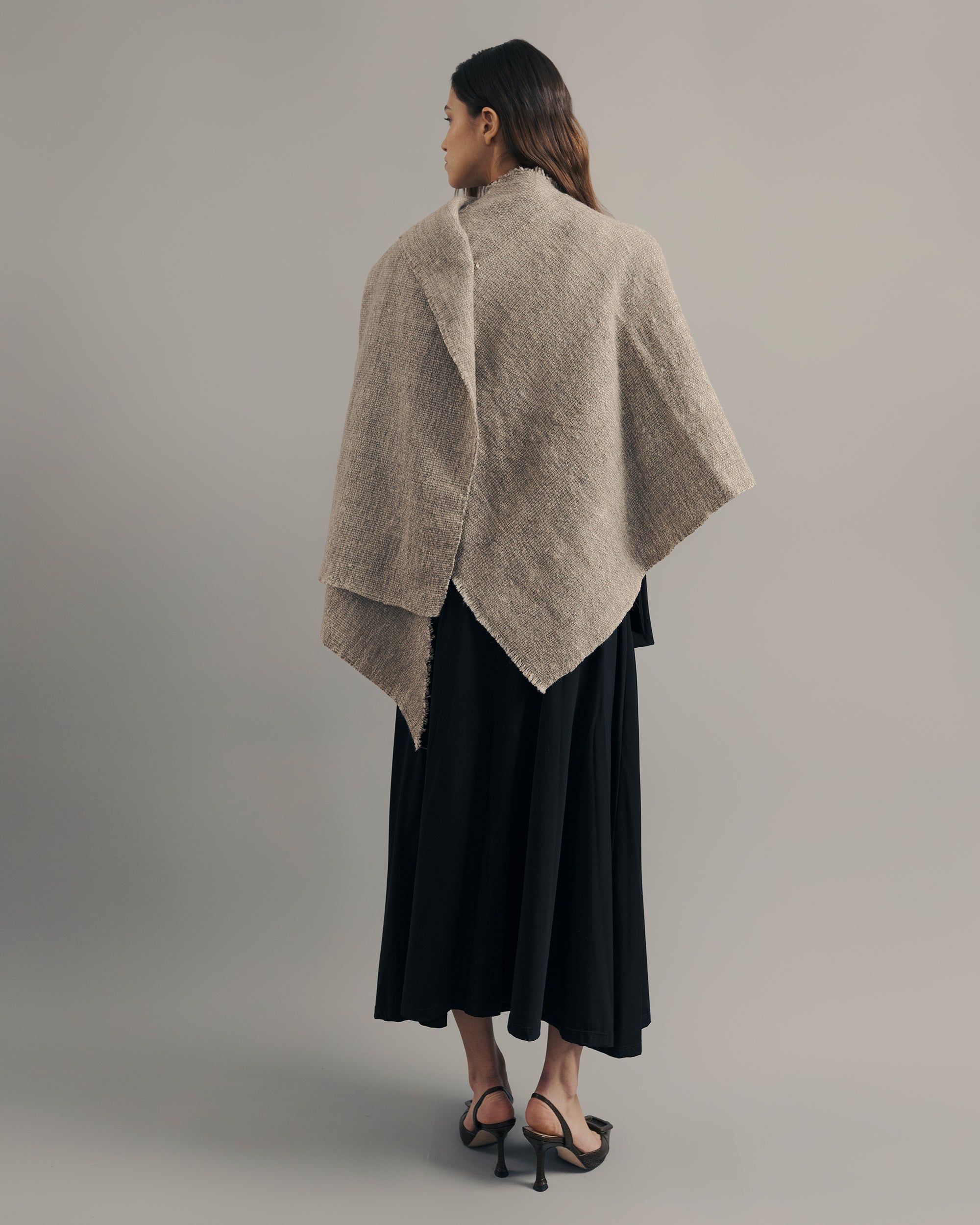 Ruana 'La Hilandera'